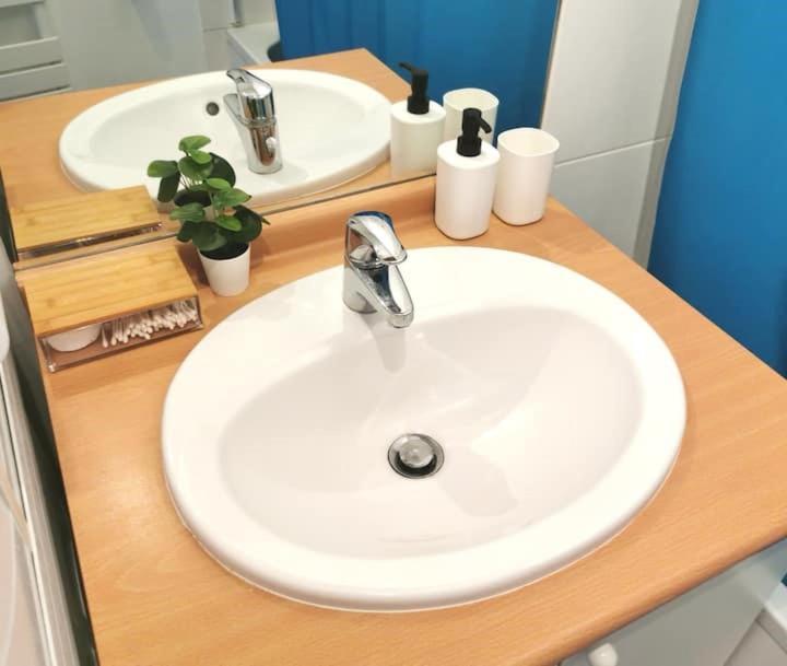 Chic 2Chambres,70M²+Balcon+Parking+Wifi Nantes Exterior photo